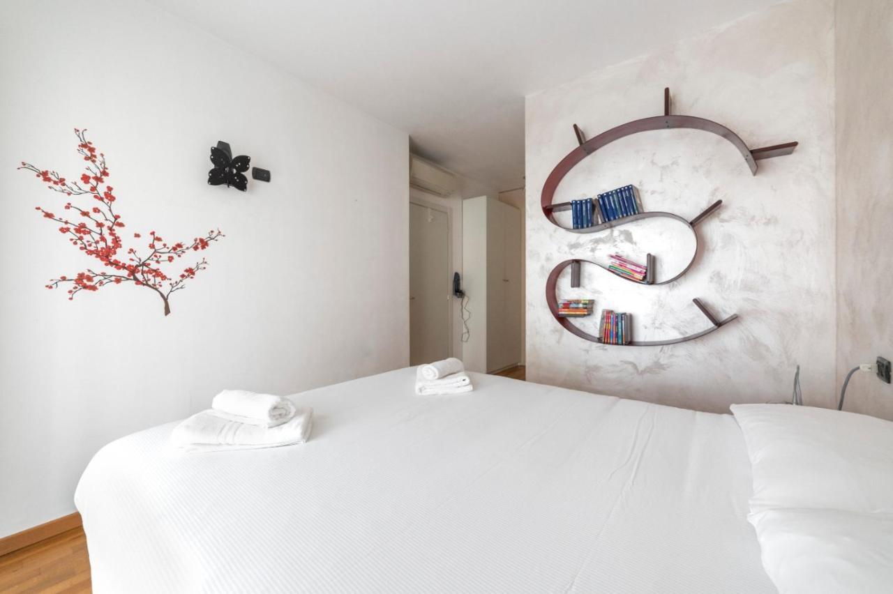 Milano Rogoredo Apartment With Garage ภายนอก รูปภาพ